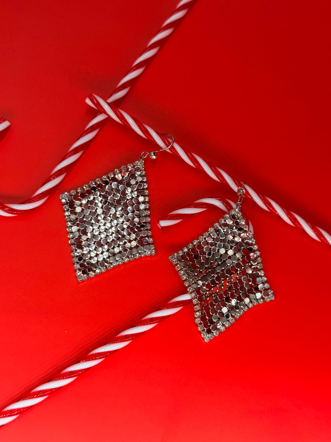 Glam Vibes κρεμαστά σκουλαρίκια