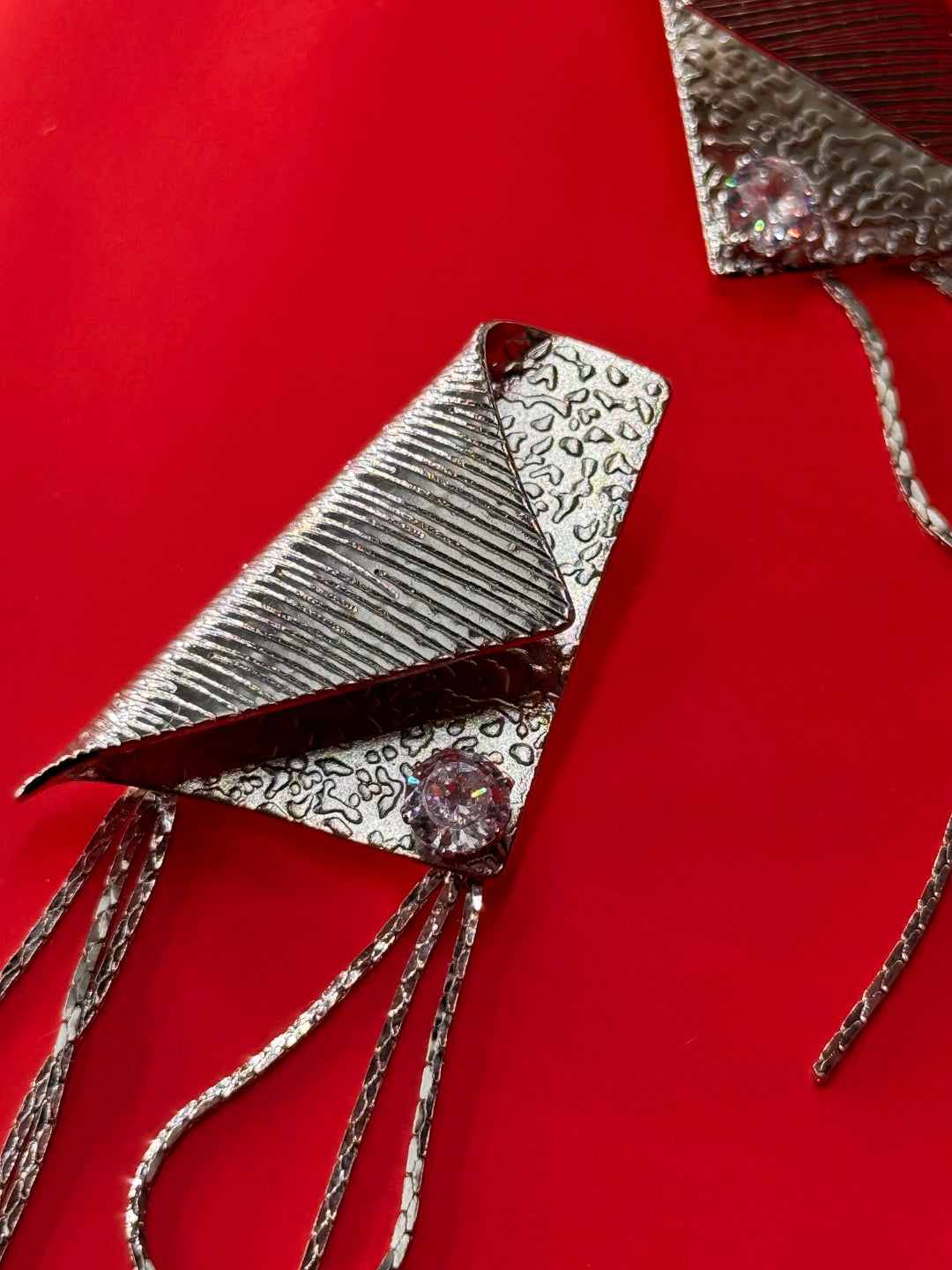 Helena ιδιαιέτερα σκουλαρίκια με πέτρα