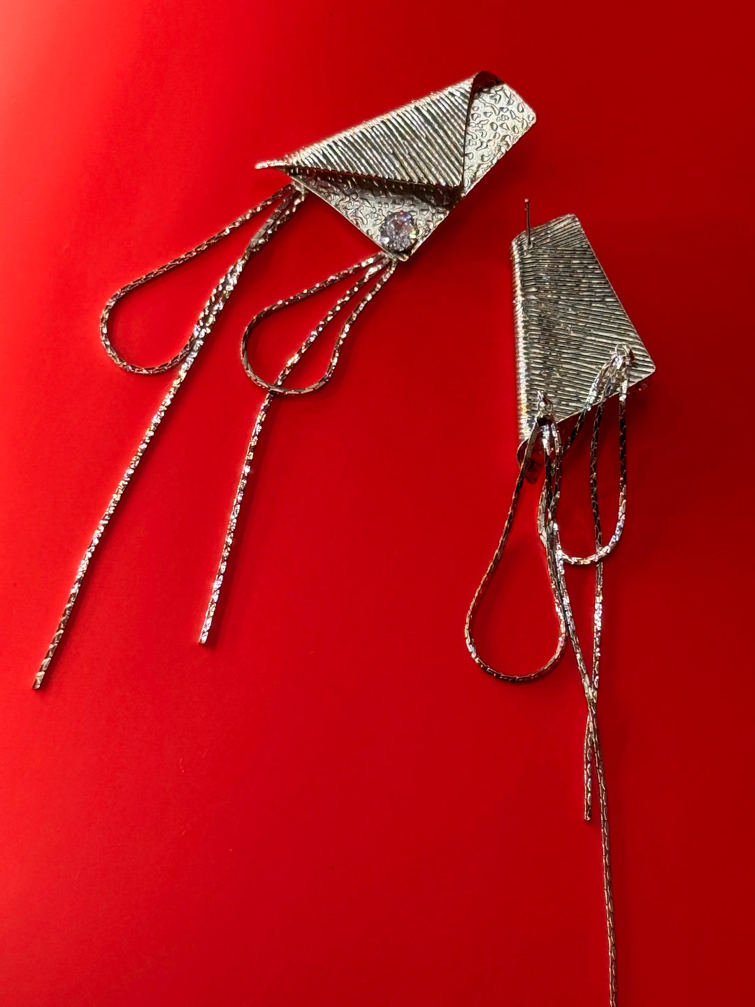 Helena ιδιαιέτερα σκουλαρίκια με πέτρα