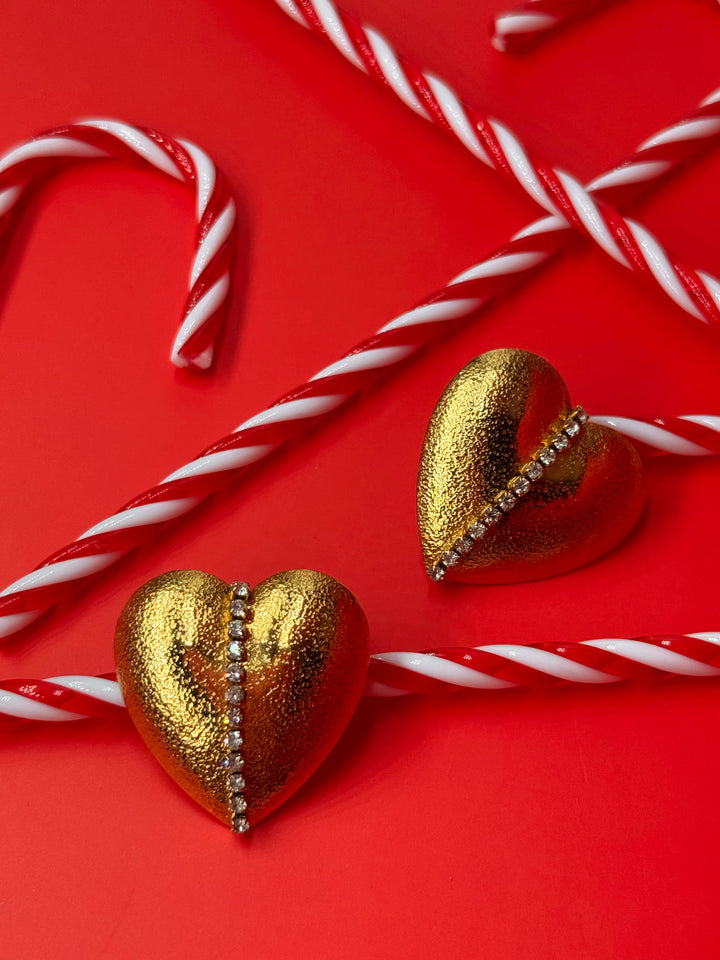 Gold Love σκουλαρίκια σε σχήμα καρδιάς με στρας